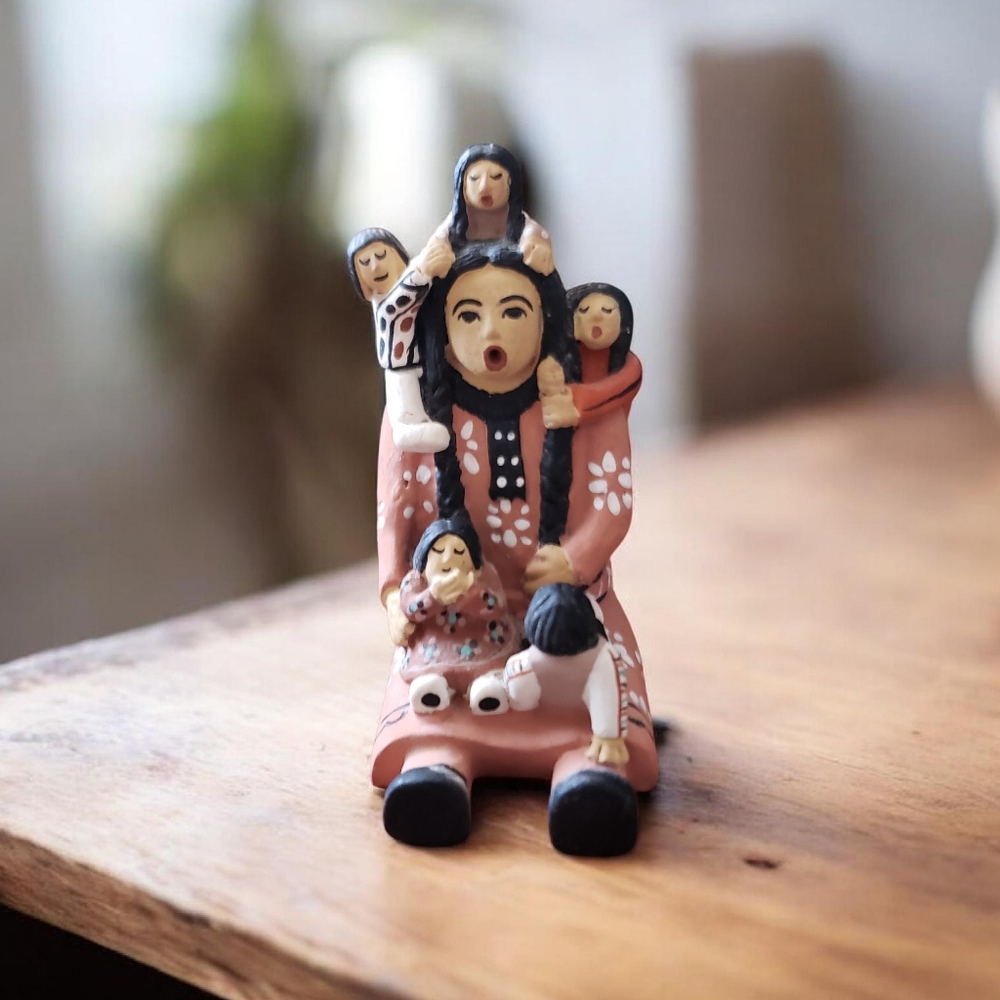Story Teller Pueblo FolK Art Clay Figurine